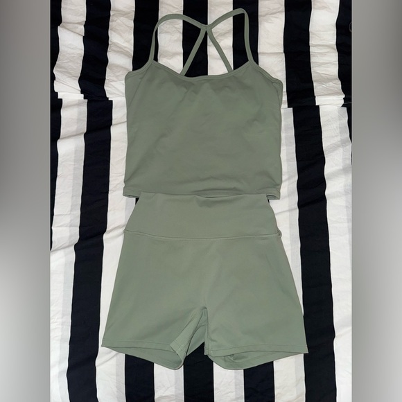 Workout set - Picture 1 of 2